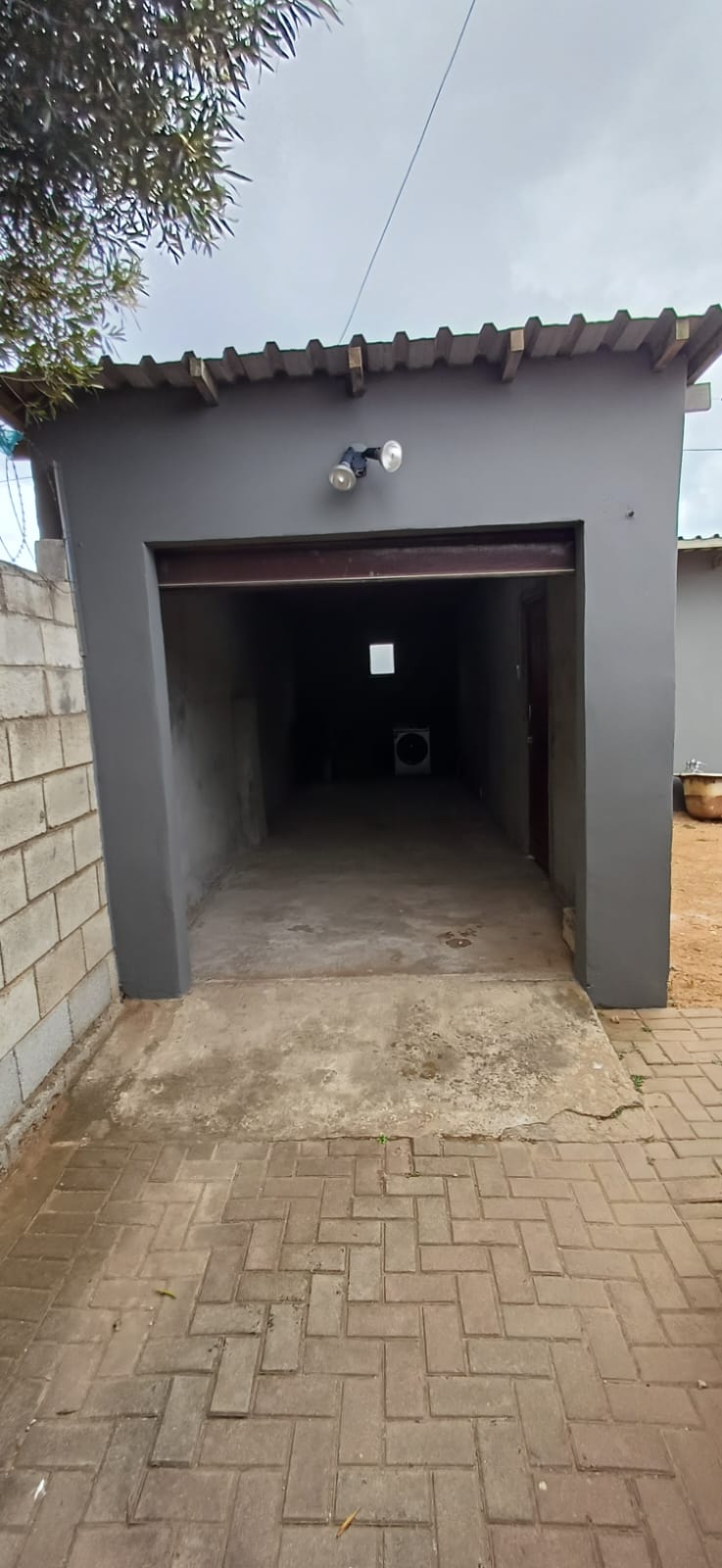 2 Bedroom Property for Sale in Zwide Eastern Cape